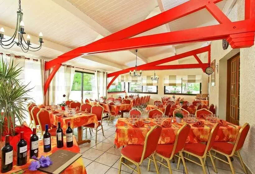 Отель Hostellerie Du Causse