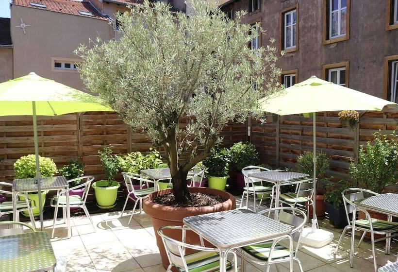 호텔 Logis Hôtel Des Oliviers