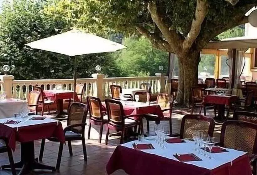 Logis Hotel Restaurant La Corniche Des Cevennes