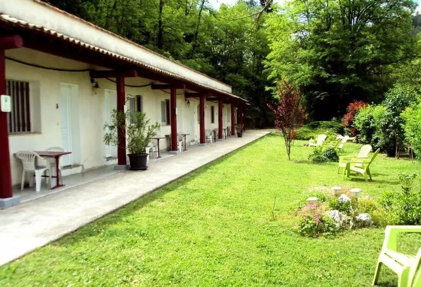 Logis Hotel Restaurant La Corniche Des Cevennes