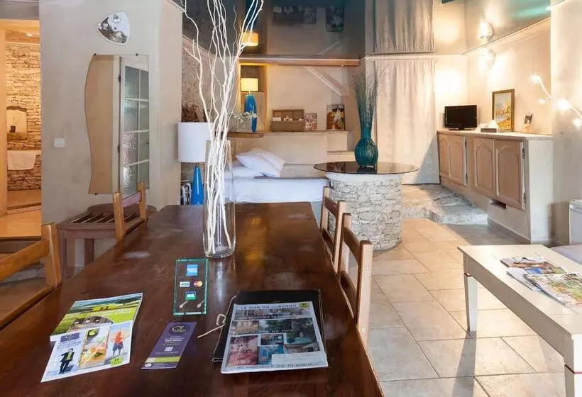 فندق Le Mas Du Luberon