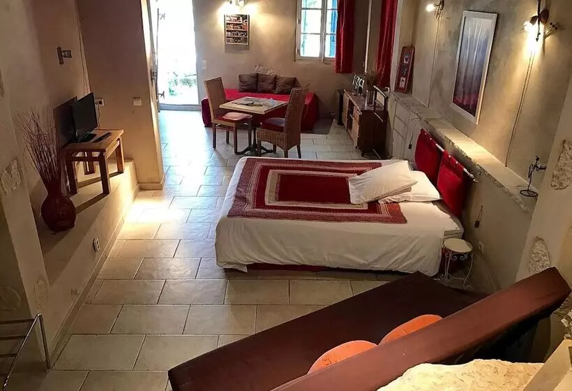 فندق Le Mas Du Luberon