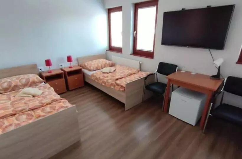 Отель Malom Panzió