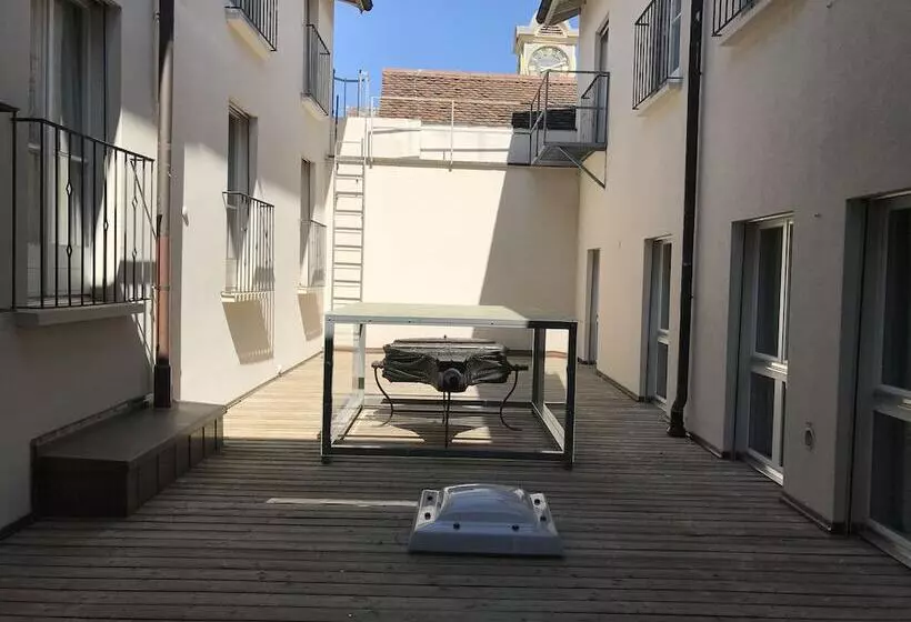 Отель Murtenhof & Krone