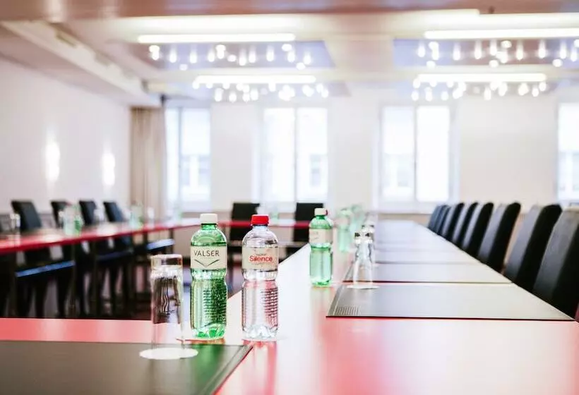 Отель Murtenhof & Krone