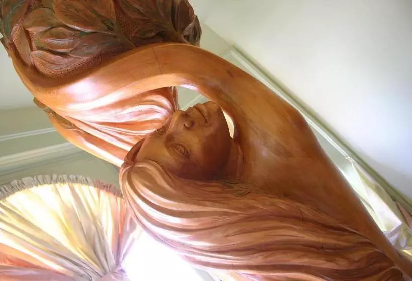 هتل The Mariner King Inn