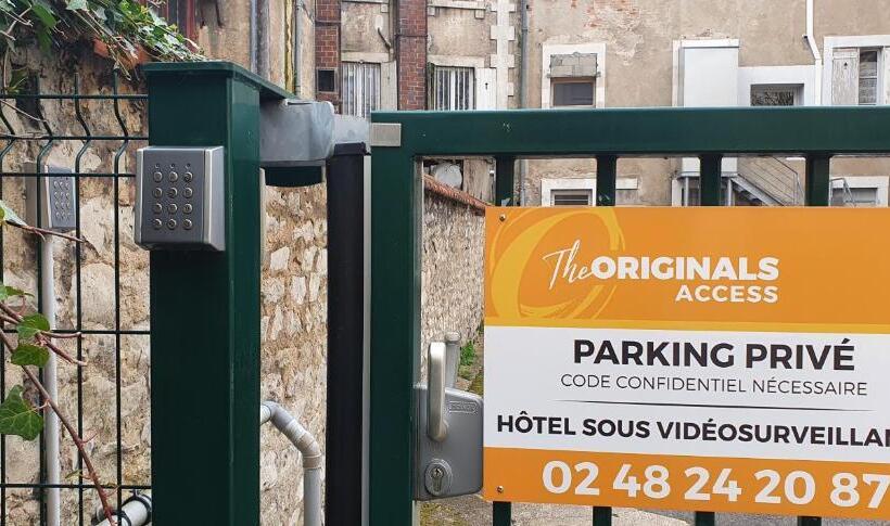 בית מלון כפרי The Originals Access, Hôtel Bourges Gare