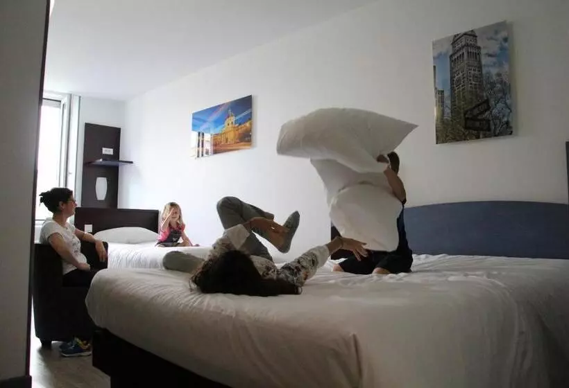 فندق The Originals Access, Hôtel Bourges Gare