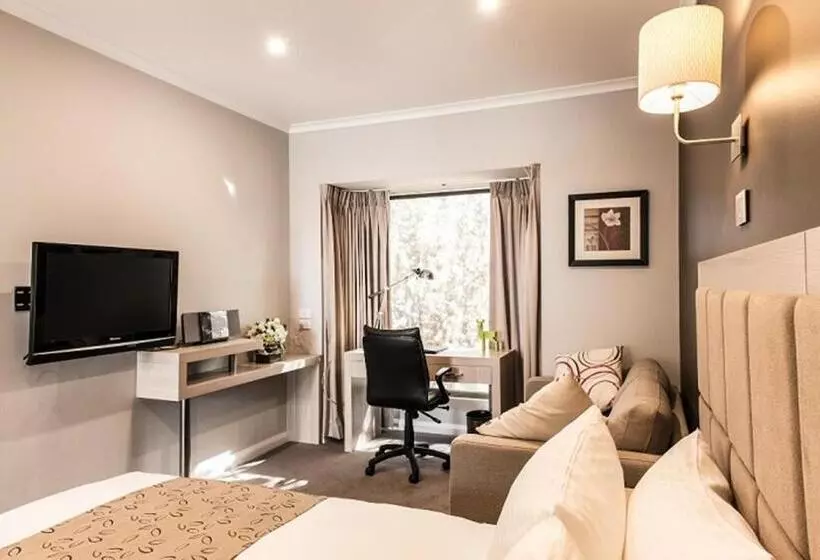 酒店 The Waverley International