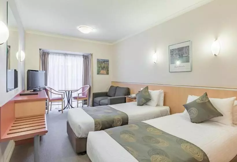 酒店 The Waverley International