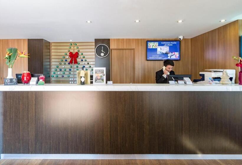 فندق The Waverley International