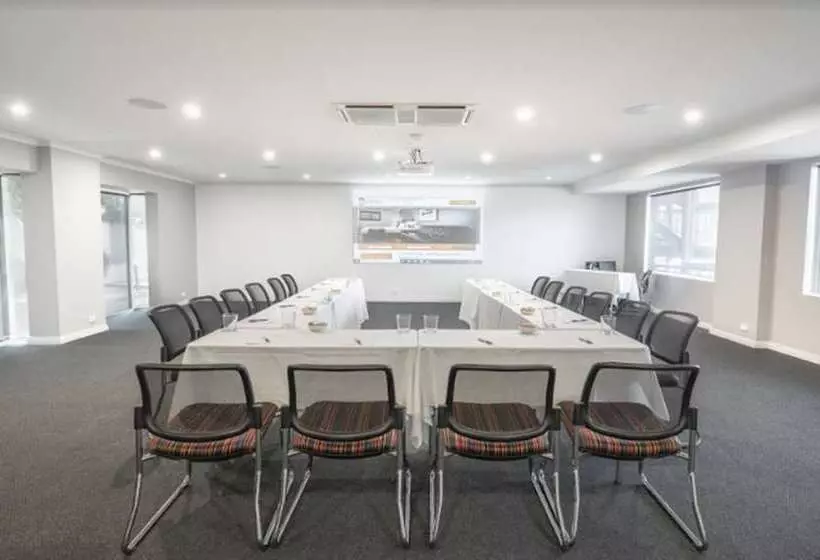 酒店 The Waverley International