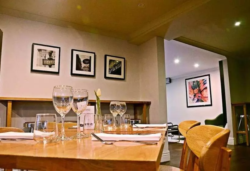 酒店 The Waverley International