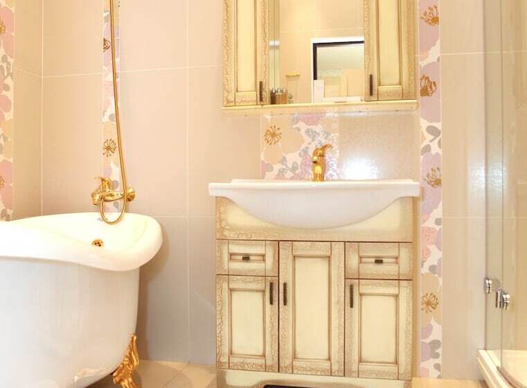 Triumph Palace Boutique Hotel