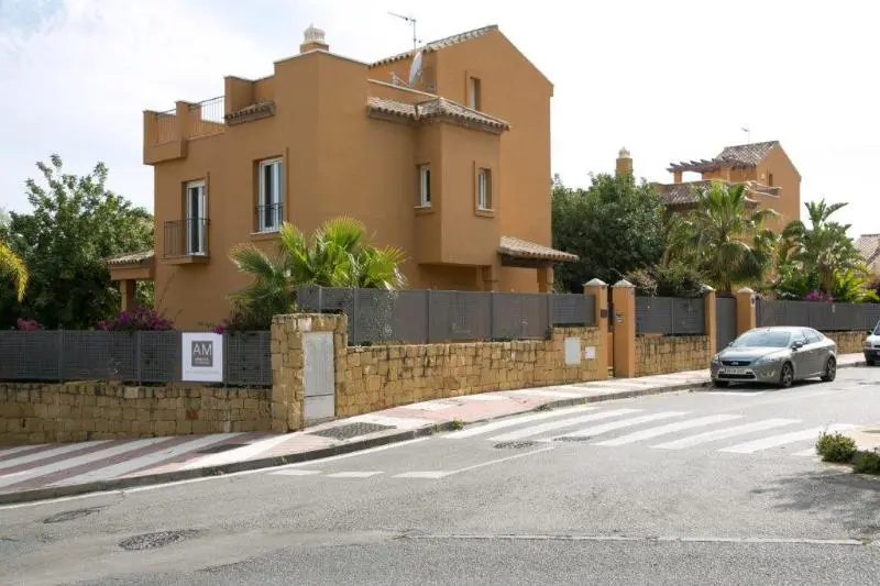 Villas Altos De Marbella