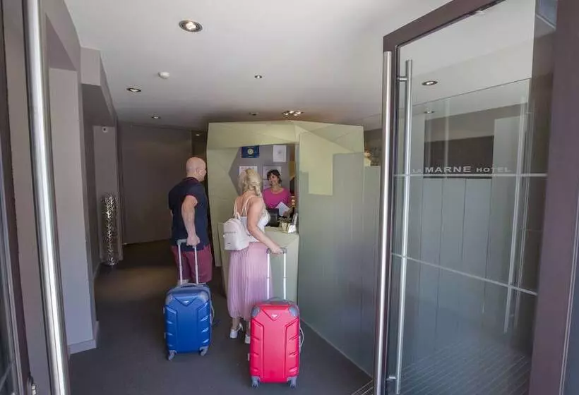 Cit Hotel De La Marne
