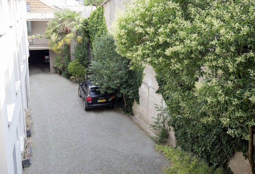 Cit Hotel De La Marne