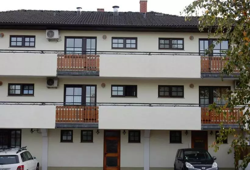 Garni Hotel Terano