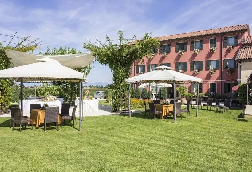 فندق Borgo Ronchetto