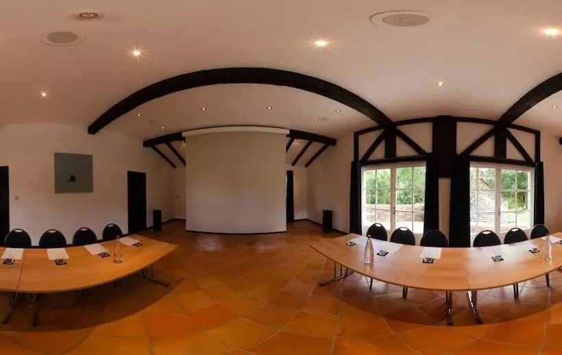 酒店 Château De Longcol