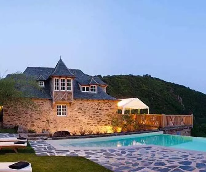 酒店 Château De Longcol