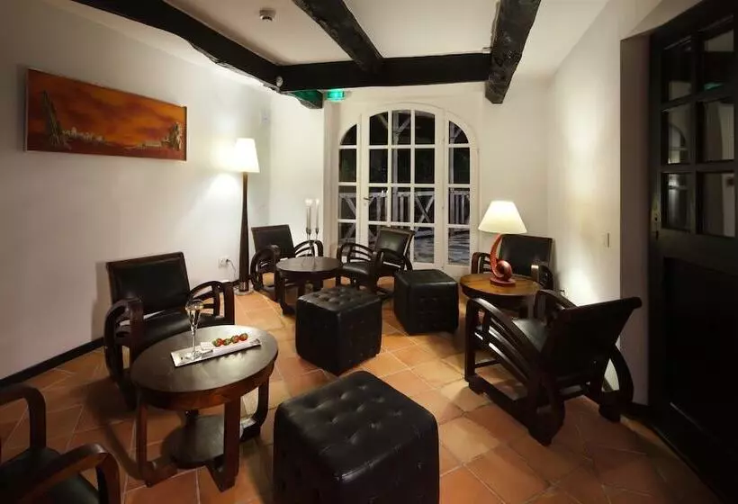 酒店 Château De Longcol