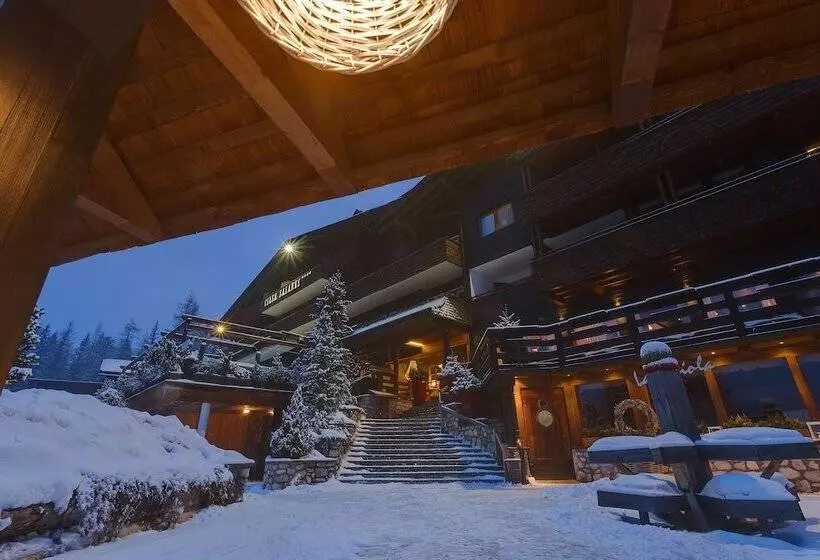 호텔 Ciasa Salares