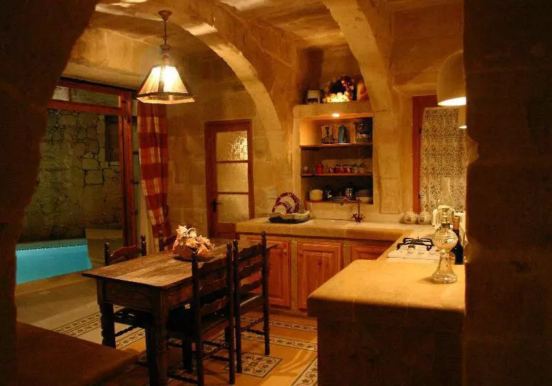 هتل Dar Guzeppa Farmhouse