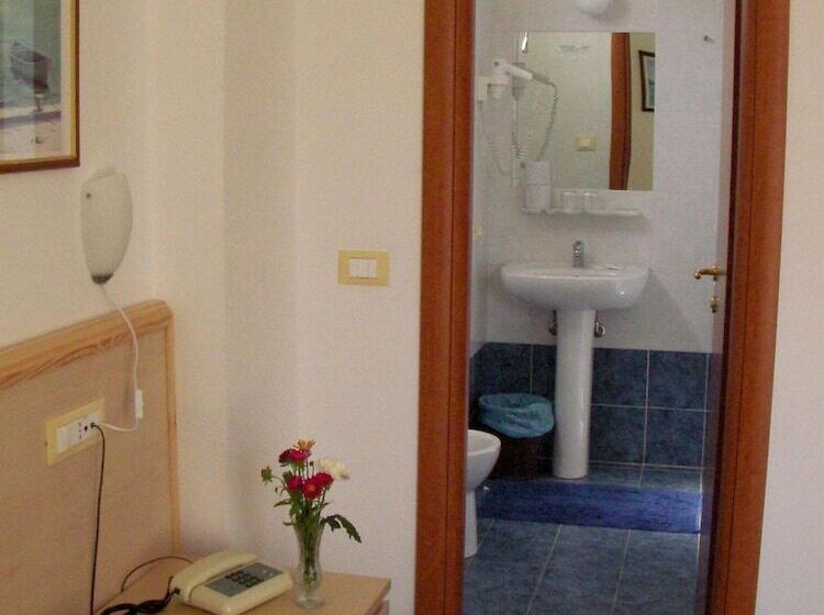 فندق Delle Mimose