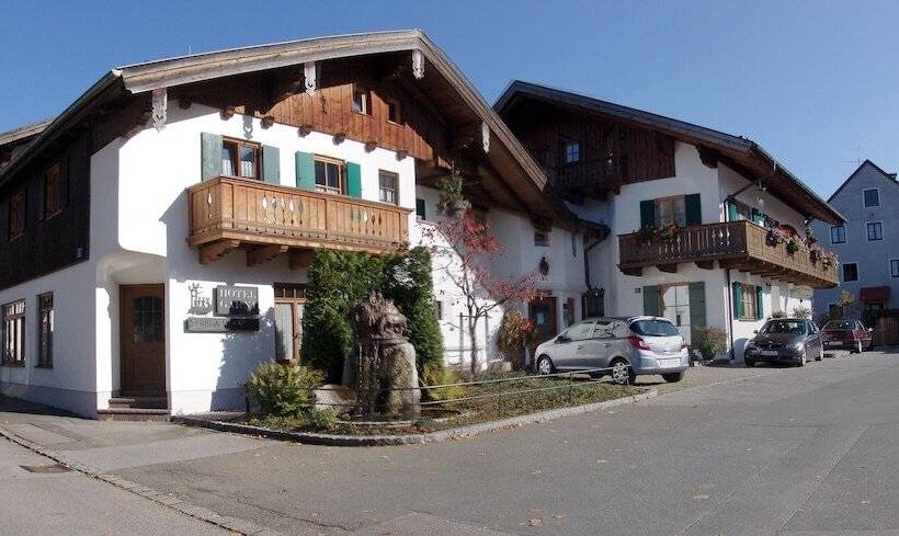 Отель Ferienhaus Fux