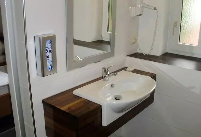 فندق Garni Waldsegler