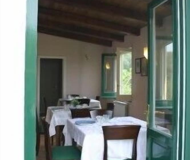 בית מלון כפרי Gli Ulivi Agriturismo