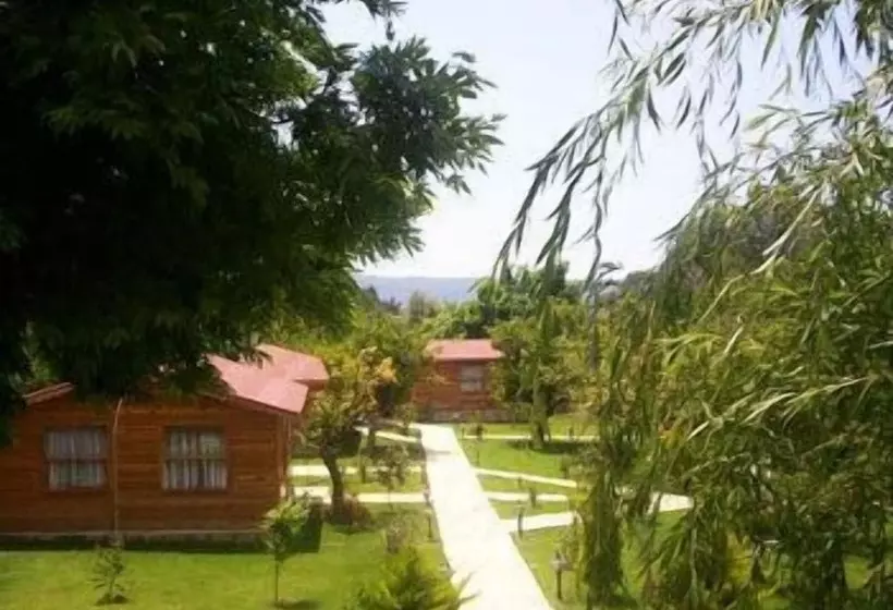 هتل Hidden Garden