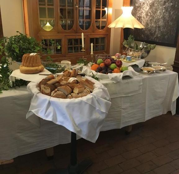 ホテル Hôtel Restaurant Le Chut   Petite France