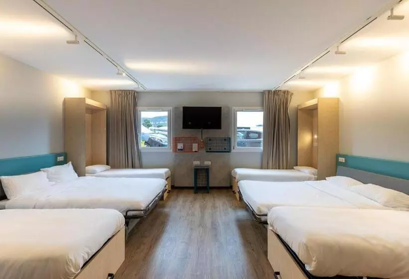 Hotel Ibis Budget Millau Viaduc