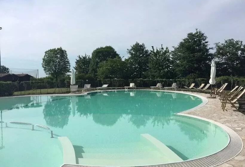 호텔 Il Podere Del Germano Reale