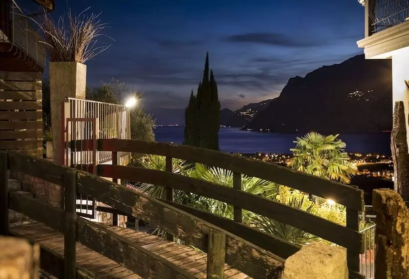 Отель Isola Verde