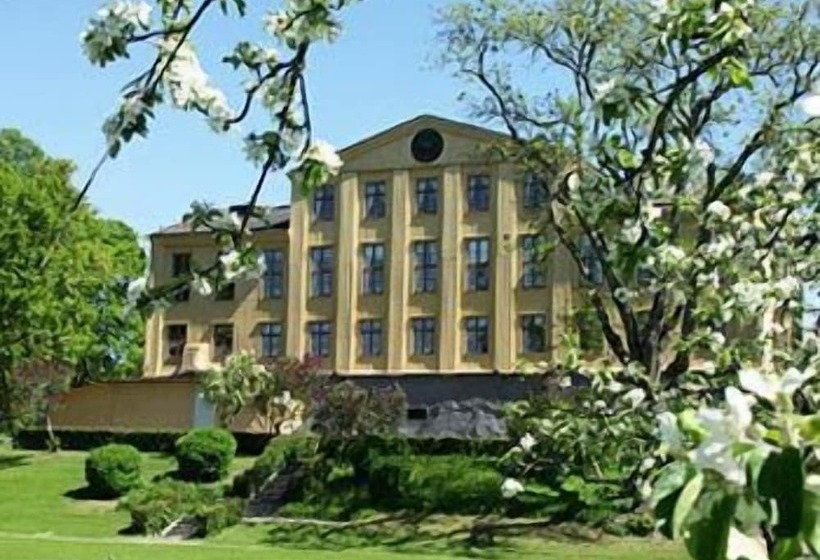 هتل Krusenberg Herrgård