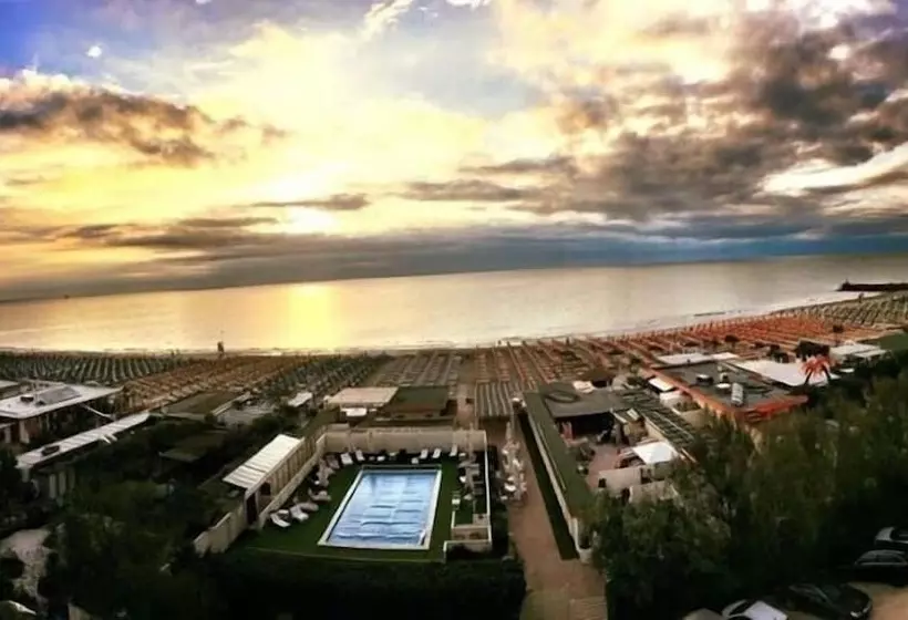 Отель Miami Beach