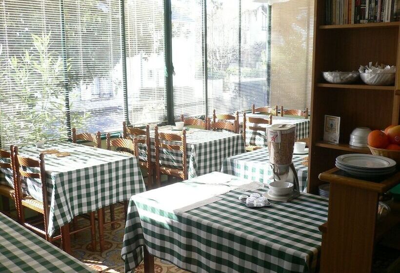 هتل Montilleul Villa Primrose