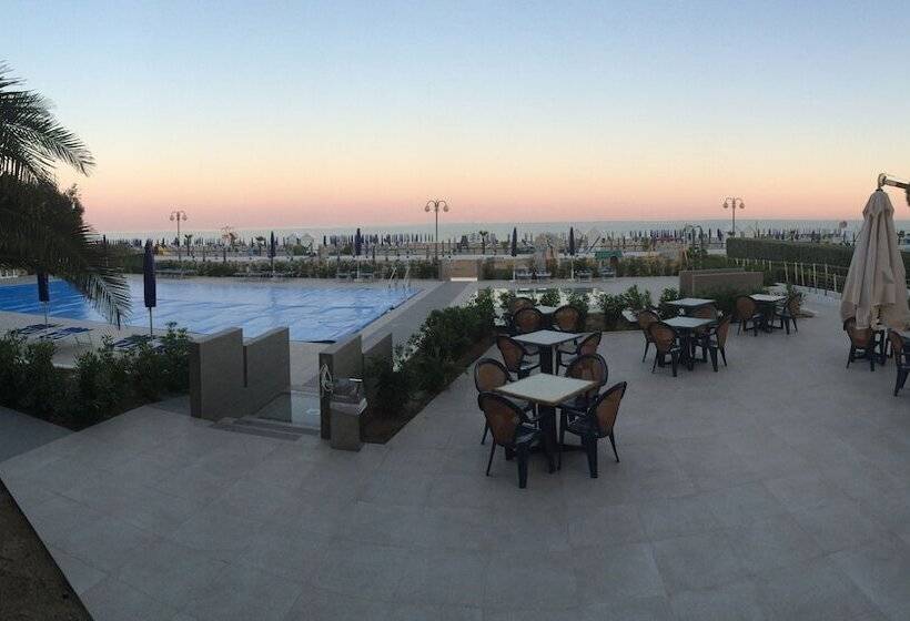 בית מלון כפרי Orient & Pacific