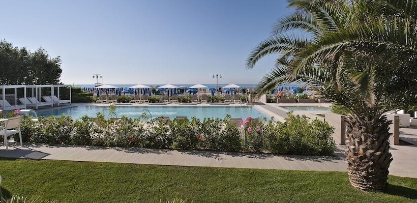 בית מלון כפרי Orient & Pacific