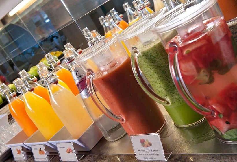 בית מלון כפרי Orient & Pacific