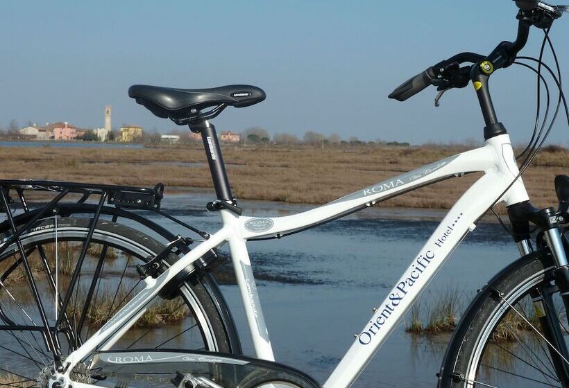 בית מלון כפרי Orient & Pacific