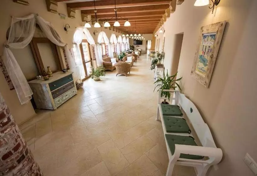 فندق Platan Garden Rooms & Restaurant