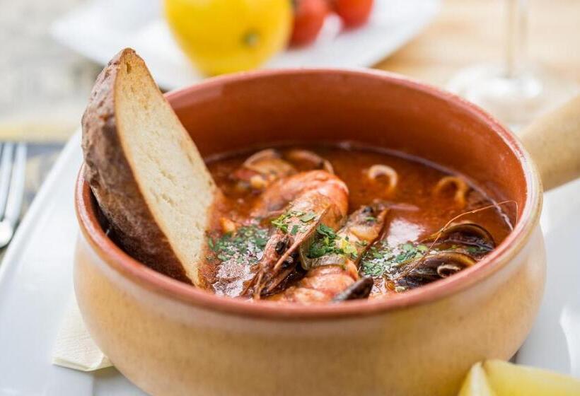 בית מלון כפרי Platan Garden Rooms & Restaurant