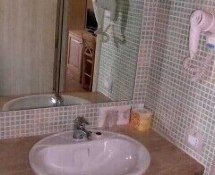 فندق Raffael Phg