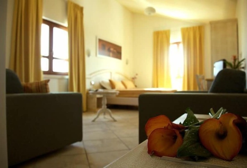 فندق Raffael Phg