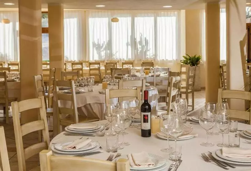 Отель Raffael Phg