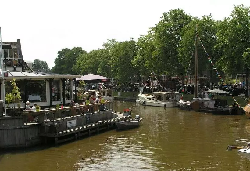 هتل Restaurant De Stadsherberg